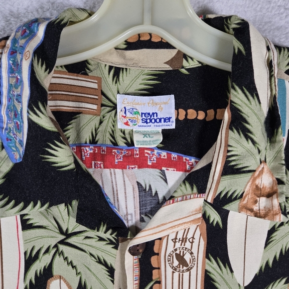 Reyn Spooner Hawaiian Shirt Mens Size XL Aloha Button Up Short Sleeve Surfboard - Picture 4 of 8
